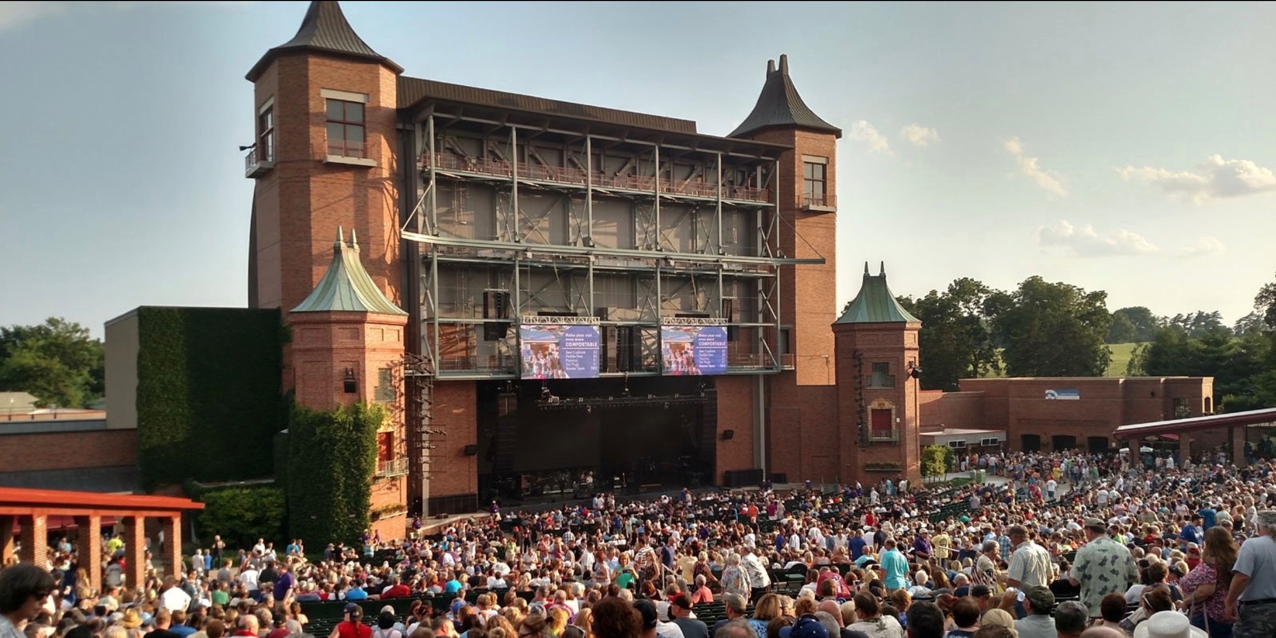 13 Best Outdoor Concert Venues in the US